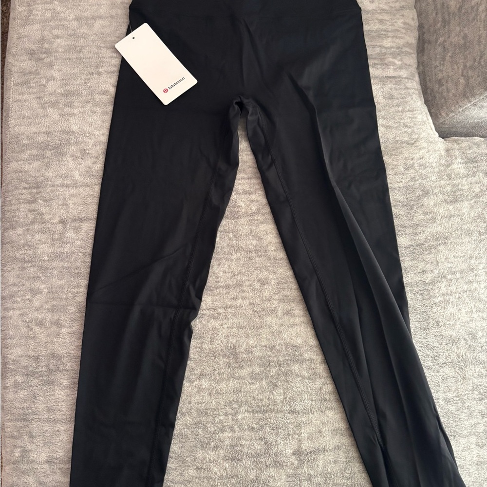Black and Gold Lululemon Define Set - Picture 5 of 5